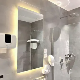 NARS Plus Serviced Apartments - Al Nuzha - Bathroom