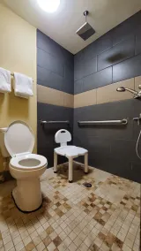 Ramada by Wyndham Flagstaff East - Badezimmer