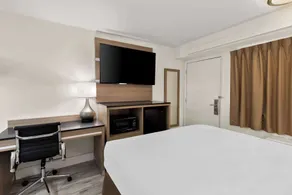 Clarion Pointe Kennesaw Town Center - Chambre