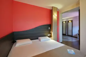 Hôtel Kyriad La Roche-sur-Yon - Chambre