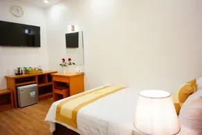 NỮ HOÀNG HOTEL - Room