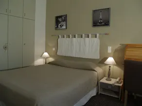 Hôtel Central - Værelse