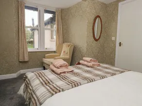 Gorse Bank - Room