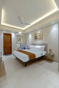 Aadat Hotel Near Artemis Hospital Gurgaon - Camera