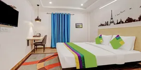 De Crown Luxury Hotel - Room