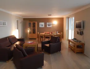 Villa Nause-FeWo Buchenfreund mit Spa und Freizeit - Zimmer