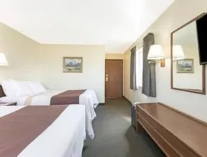 Days Inn by Wyndham Missoula Airport - Zimmer