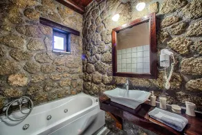 Pera Alonia Guest House - Salle de bain