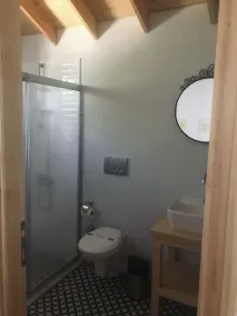 Milo Cunda - Bathroom