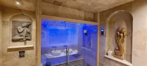 Loveroom La Garçonn'Hyères - Spa