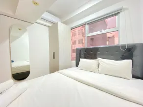 Modern and Well Furnished 2BR at Jarrdin near Cihampelas Walk - Room