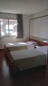 Center Verdes Pássaros Loft - Room