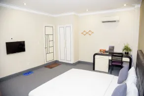 Ha Trinh Hotel - Quarto