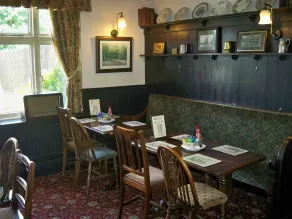 Nelson and Railway Inn - Restaurant