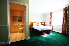 Tralee Benners Hotel - Room