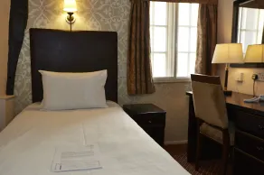 Ye Olde Talbot Hotel by Greene King Inns - Habitación