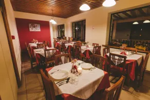 Thea Mainalou - Restaurant