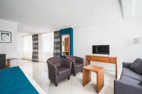 Majestic City Suites & Beach Hotel - Room