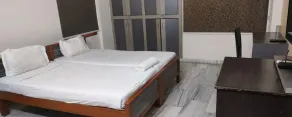 Sunrise Castle - Room