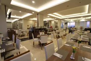 Grand Tebu Hotel - Restaurant