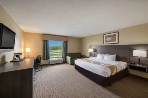 Quality Inn & Suites Fishkill South near I-84 - Chambre
