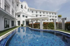 Chada@Nakhon - Piscine