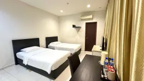 Melody Inn Hotel - Chambre