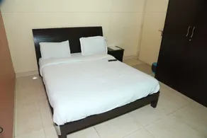Happy Stay Service Apartment - Room