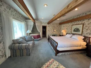 Strawtown Inn & Events - Rom