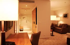 Great Polonia The Granary La Suite Hotel - Room