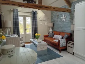Saltwind Granary - Living area
