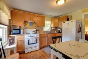 Private Beach Access! Lake Champlain Cabin - Innvendig
