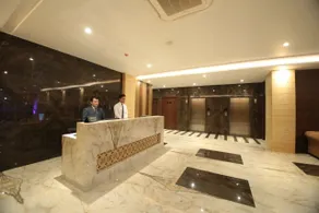 County Inn Hotel - Reception