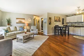 Modern Abode w/ Patio ~ 1 Mi to Stockton Lake! - Interiør