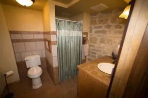 Stone Mill Hotel & Suites - Badezimmer