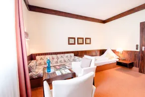 Hotel Goldener Hirsch - Chambre