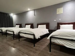 Saint Hostel - Room