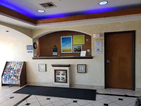 Days Inn & Suites by Wyndham Cleburne TX - Réception
