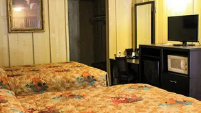 Charles Wesley Motor Lodge - Værelse