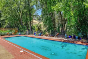 Novato Getaway: Pool, Hot Tub, Near SF Bay! - Interiör