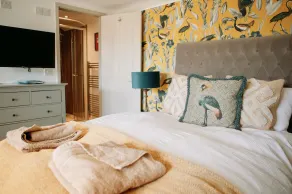 Truly Kentish Holiday Lets - Room