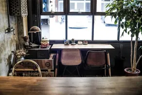 You Worth Inn - Restaurant