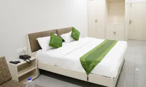 Itsy Hotels Kamron - Room