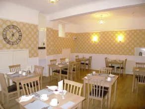 Beach House - Restaurant