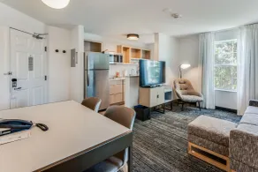 TownePlace Suites Dallas Arlington North - Chambre