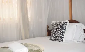 Mzunguu Safari Lodge - Room