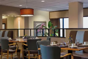Sheraton Houston Brookhollow Hotel - Restaurang