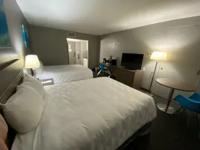 Travelodge by Wyndham Grande Prairie - Room