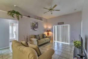 Kissimmee Home w / Pool - I nærheden af Disney & Universal - Interiør