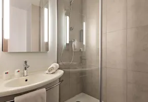 B&B HOTEL Rouen Centre Rive Gauche - Bad